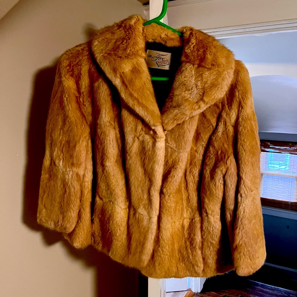 Vintage Muskrat fur coat EUC